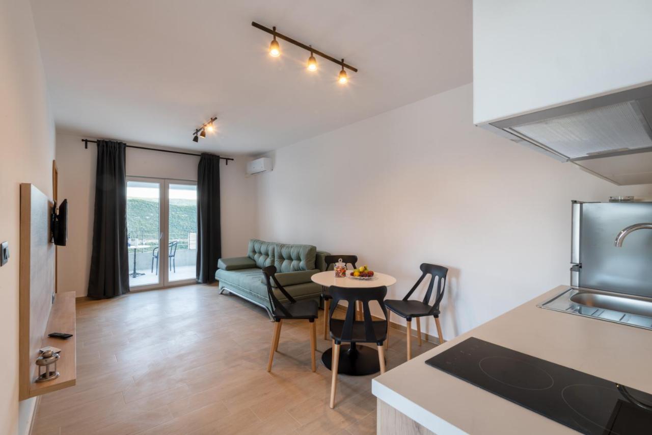 Apartmani Nocturno نيوم المظهر الخارجي الصورة